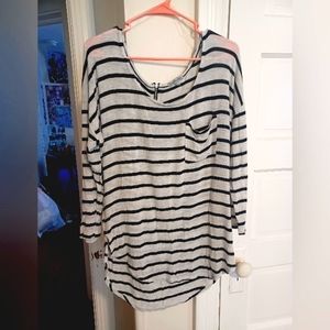 Charlotte Russe Mid Sleeve Top Size Large